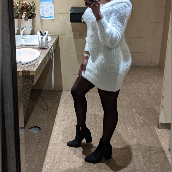 White fuzzy sweater dress - Picture 5 of 5